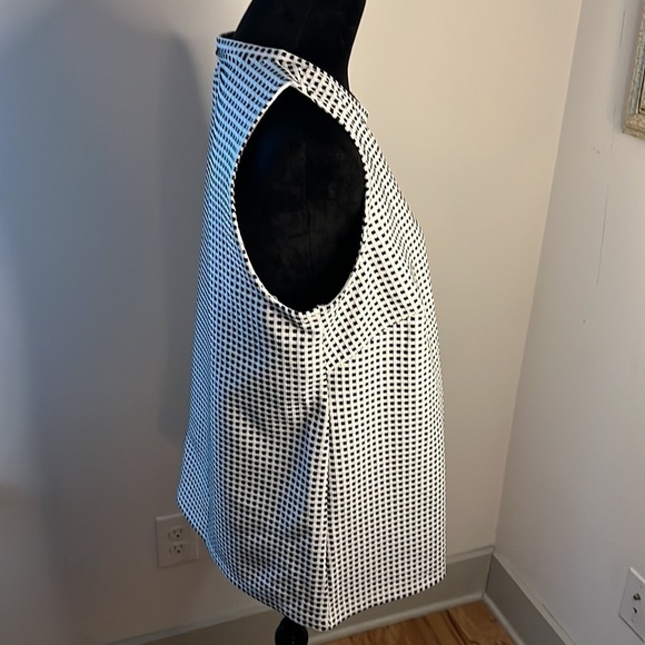 Banana Republic Sz L sleeveless checkered round neckline casual relaxed top L - Picture 2 of 6